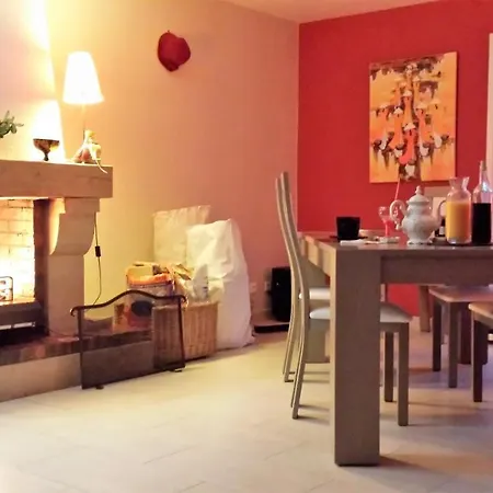 3 Privées Dans Un Jardin D'hiver, Garage Voiture, Vélos, Motos